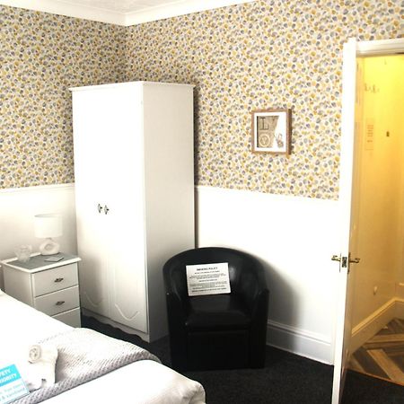 Serena Court Hotel سكيغنيس المظهر الخارجي الصورة